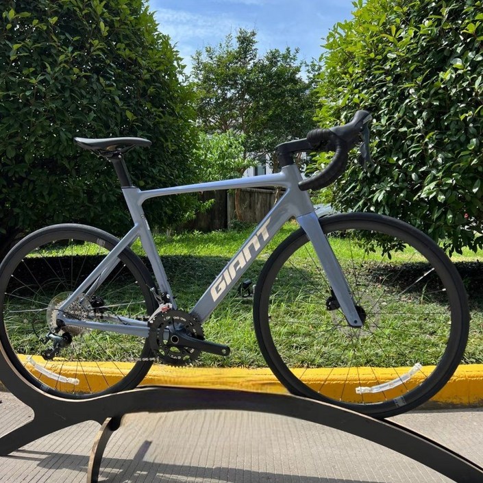 자이언트 카본 로드자전거 25년형 PCR LTD2 20단 유압디스크