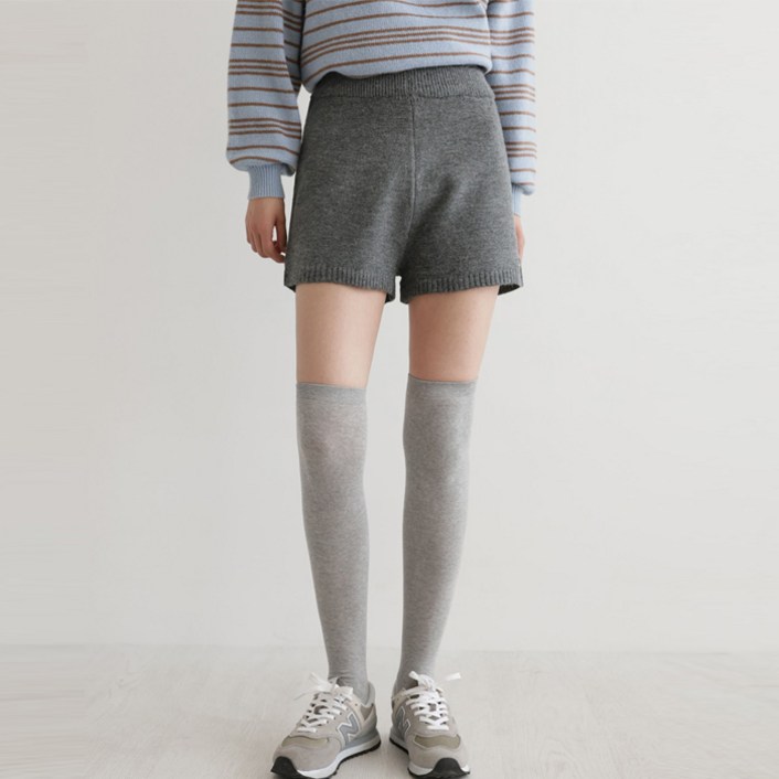 빼빼 여성용 밴딩 니트 하프 팬츠