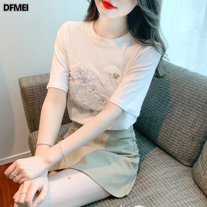 DFMEI 라운드 맨투맨 순수티 스파이크 서양풍 날씬해 보이는 반팔 상의녀 DFMEI 라운드 맨투맨 순수티 스파이크 서양풍 날씬해 보이는 반팔 상의녀