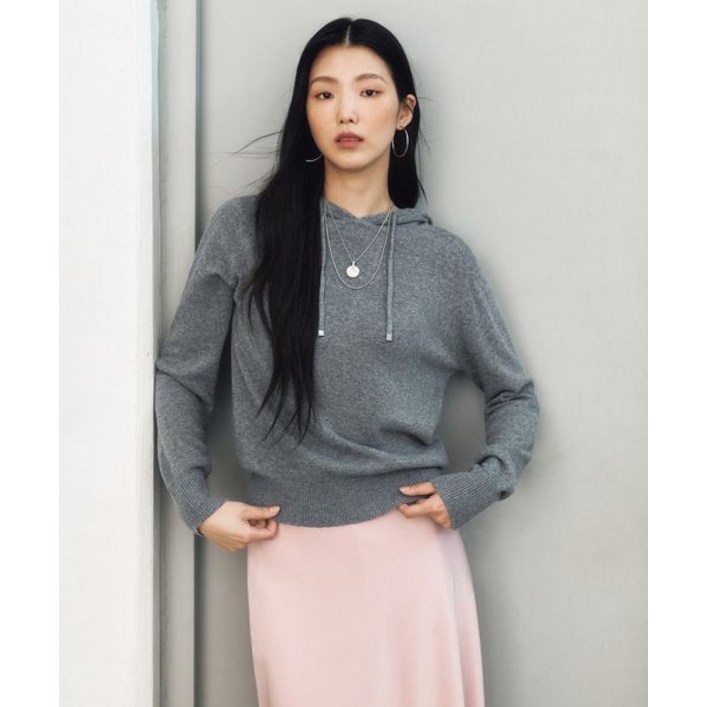 더엣지 theatg 25FW 폭스울 혼방 에센셜 후드 니트 1종