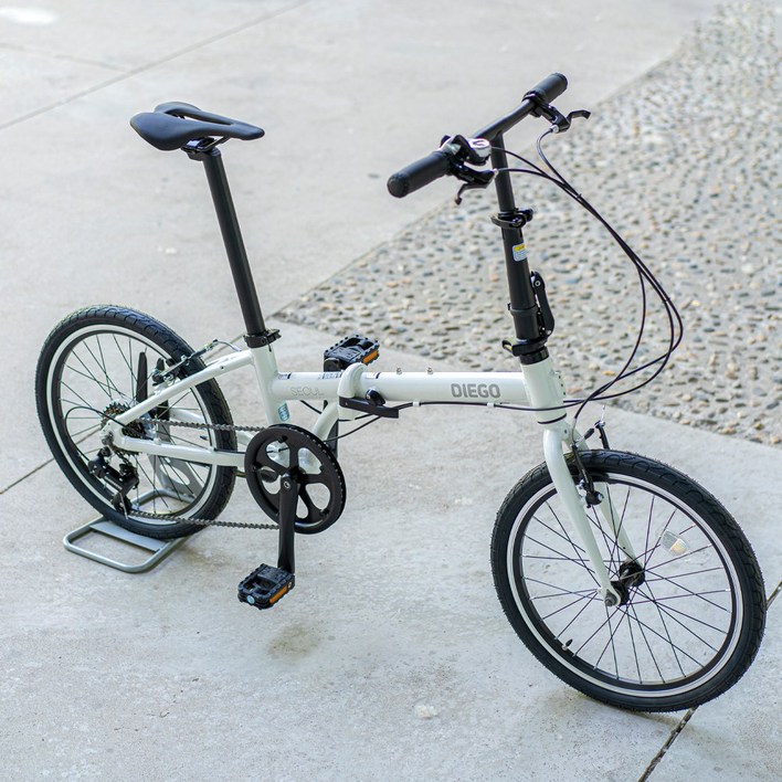 오투휠스 디에고 서울 7 시마노 7단 미니벨로 접이식 자전거 20인치 반조립배송