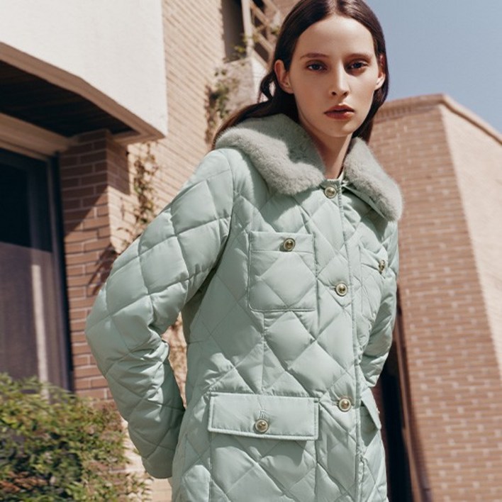 최저가 칼라거펠트 23FW 퀼티드 구스다운 코트 최저가 칼라거펠트 23FW 퀼티드 구스다운 코트