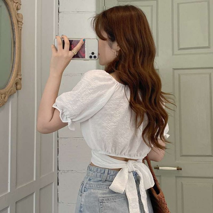 더벨러리 여성 퍼프 소매 크롭 블라우스 BKB4284 스퀘어넥 반팔