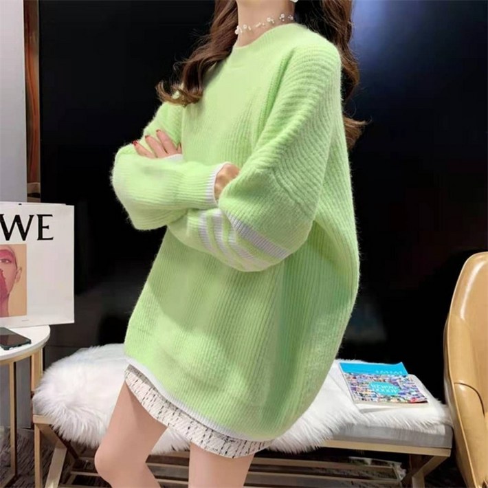 단색 게으른 바람 스웨터 여성의 긴 바닥 셔츠 여성의 2022 년 가을과 겨울 새로운 풀오버 느슨한 디자인 재킷