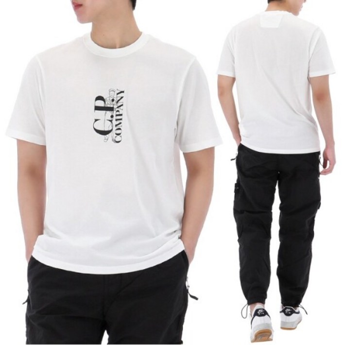 CP컴퍼니 25SS  로고 프린트 반팔 티셔츠 18CMTS138A 103
