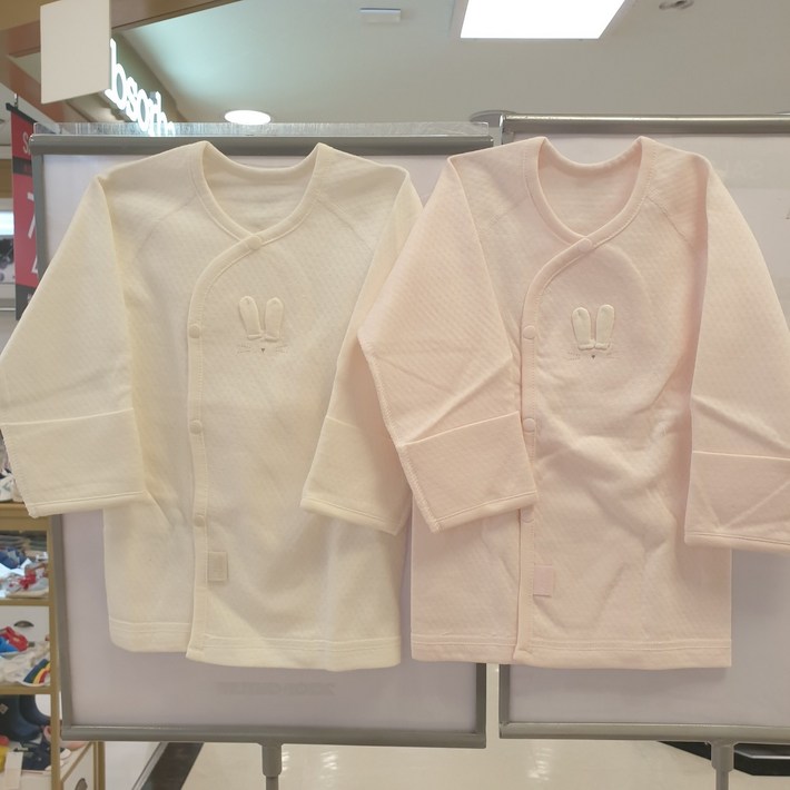 압소바  이월상품  부드러운 소재 배내저고리 임신출산신생아 선물강추특가세일 상품 봄가을겨울 리틀버니 저고리  AXC10106