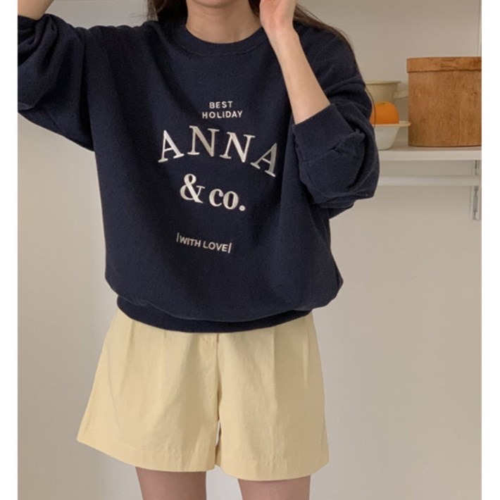 ANNA자수레터링맨투맨 라운드티 긴팔티 자수 크롭 빅사이즈 오버핏 여성용 ANNA자수레터링맨투맨 라운드티 긴팔티 자수 크롭 빅사이즈 오버핏 여성용