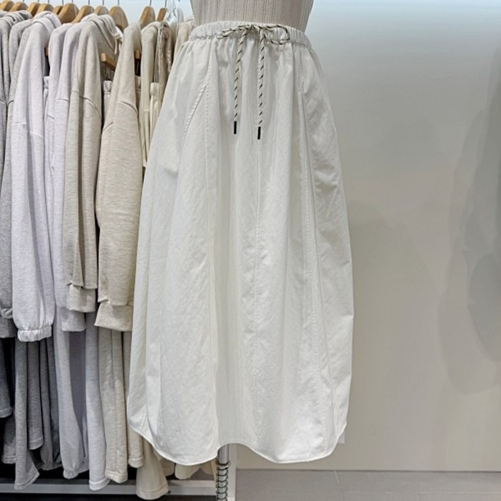 에잇컨셉 일레인 스커트 C26C3FSK003