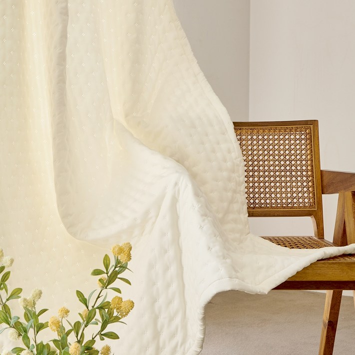 쁘리엘르 윈즈 바람막이 방한 커튼