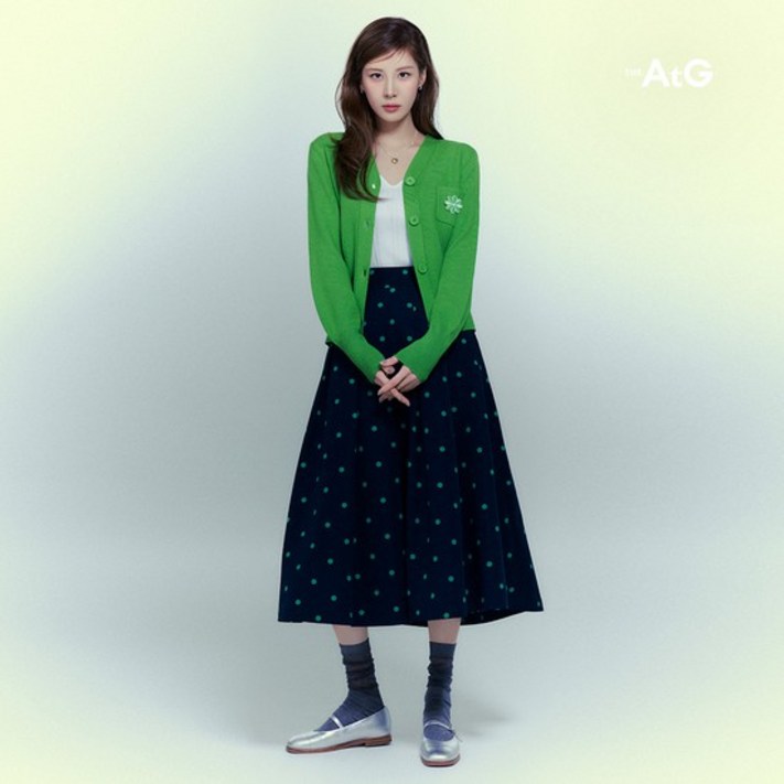The AtG더엣지 24SS 다이애나 도트 스커트 The AtG더엣지 24SS 다이애나 도트 스커트