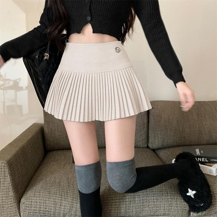 에이투도어 A라인 모직 플리츠 주름 미니 스커트 에이투도어 A라인 모직 플리츠 주름 미니 스커트