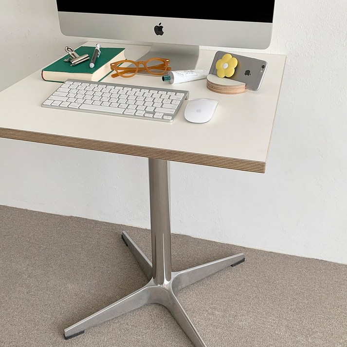 오그레 자작 HPL 호마이카 사각 테이블, 2인용, 화이트