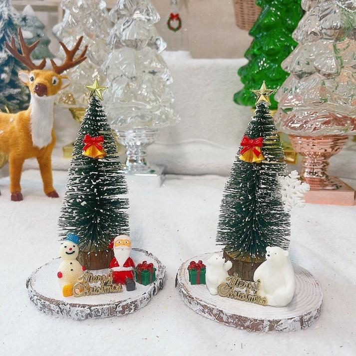 춤추는곰돌이 크리스마스 미니어처 트리 산타 눈사람 북극곰 인형 장식 인테리어 소품 디자인상품, 북극곰, 1개