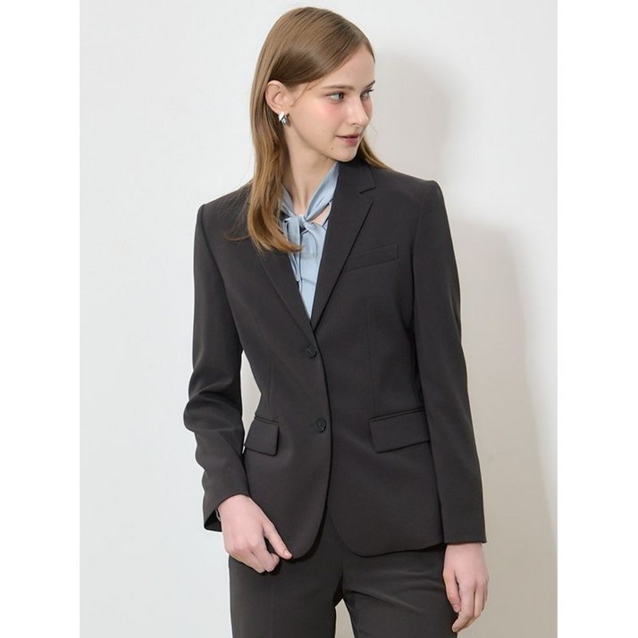 리스트 2SET 미니멀 투버튼 셋업 재킷+스트레이트 팬츠 2종세트 택가격 476000원