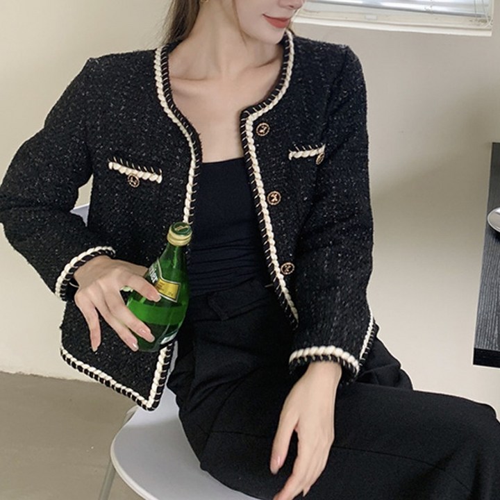 여자가을코디 노카라 트위드 라인 배색 포인트 골드단추 여성 자켓 아우터
