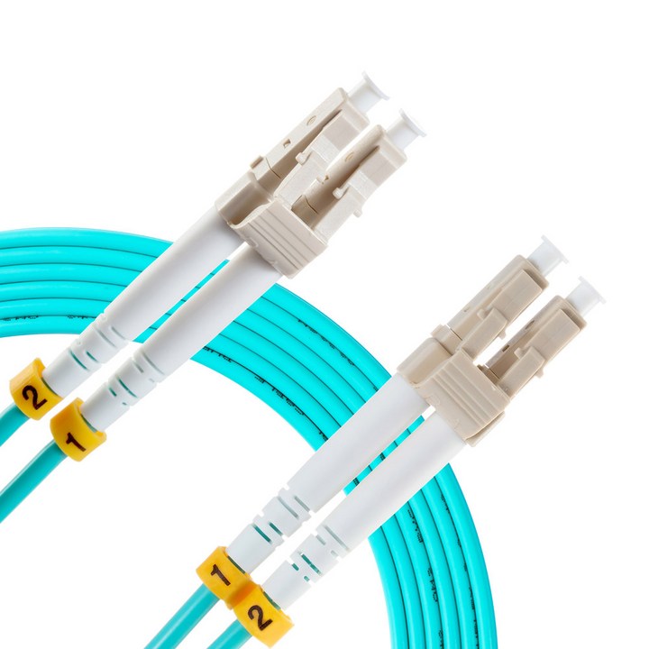 LCLC UPC 광섬유 점퍼 OM3 LSZH 다중 모드 듀플렉스 패치 코드1550 미터 긴 케이블3.0mm
