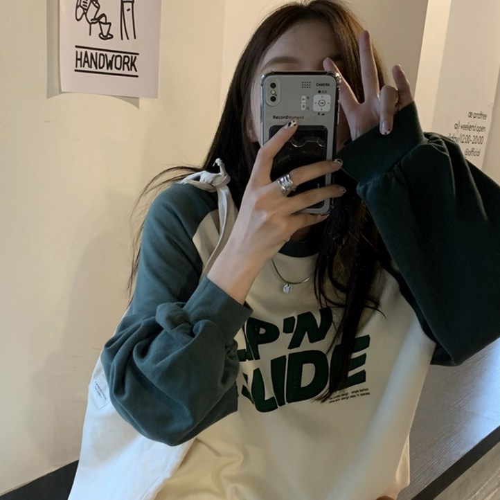 타니즈 여성용 슬러핀 나그랑 배색 레터링 맨투맨