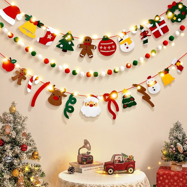 코스키 크리스마스 장식 소품  홈파티 산타 펠트가랜드 줄전구 포함