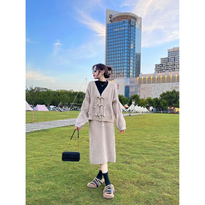 여성 패션 오버핏 니트 가디건 치마 투피스 세트