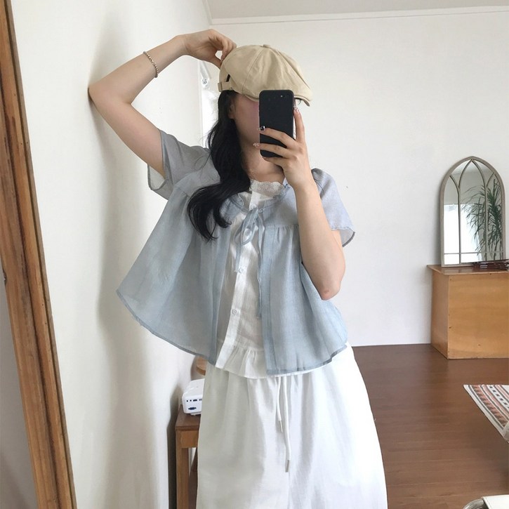프릴 스트라이프 반팔 블라우스