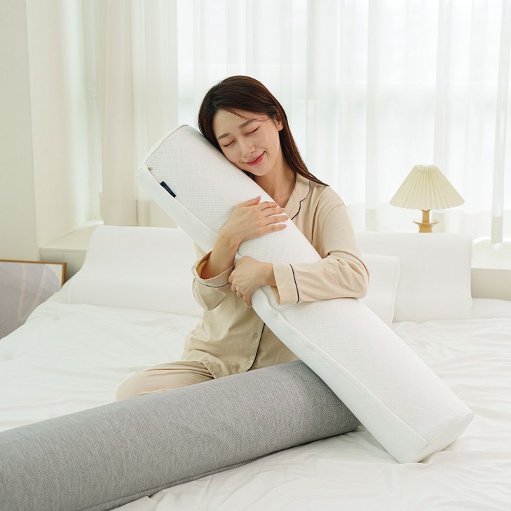 하우스터 라텍스 바디필로우 롱쿠션, 화이트