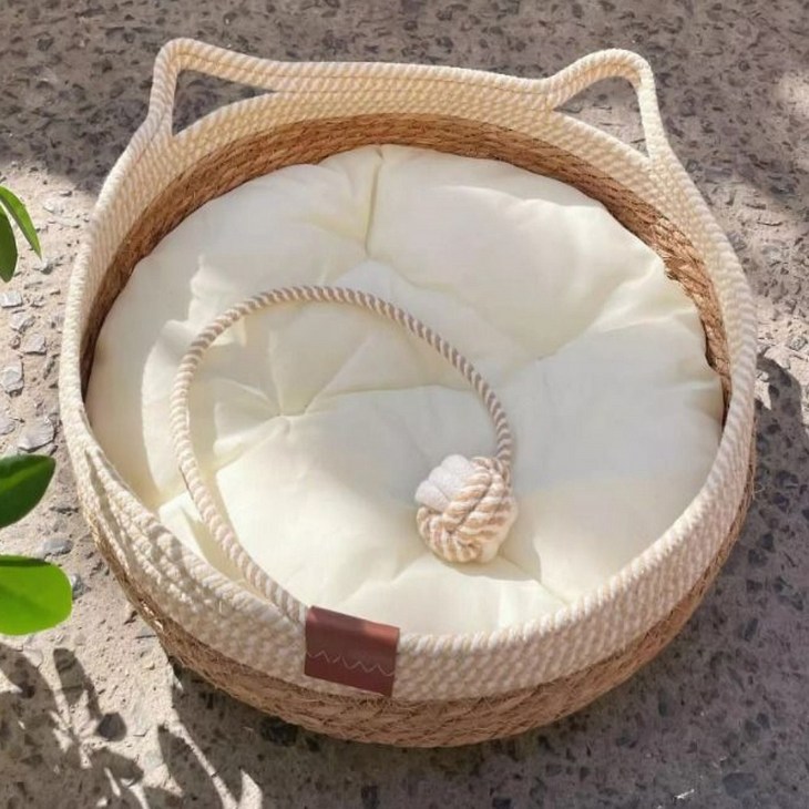 마이쁘띠 고양이방석 강아지방석 푹신한 스크래쳐 겸용 마약방석, 1개, 화이트