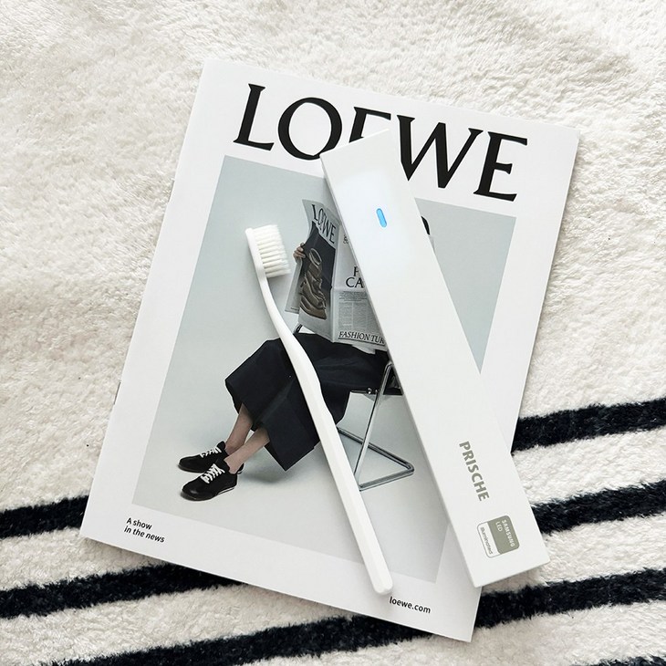 프리쉐 삼성전자 UVC LED 휴대용 칫솔살균기 팬 살균 건조, ATS800, 화이트