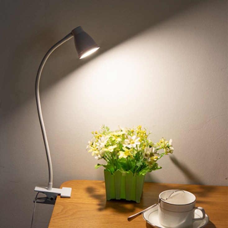 사는잼 LED 집게형 스탠드 북라이트 독서등 휴대용 공부등 탁상 조명 밝기조절 가능