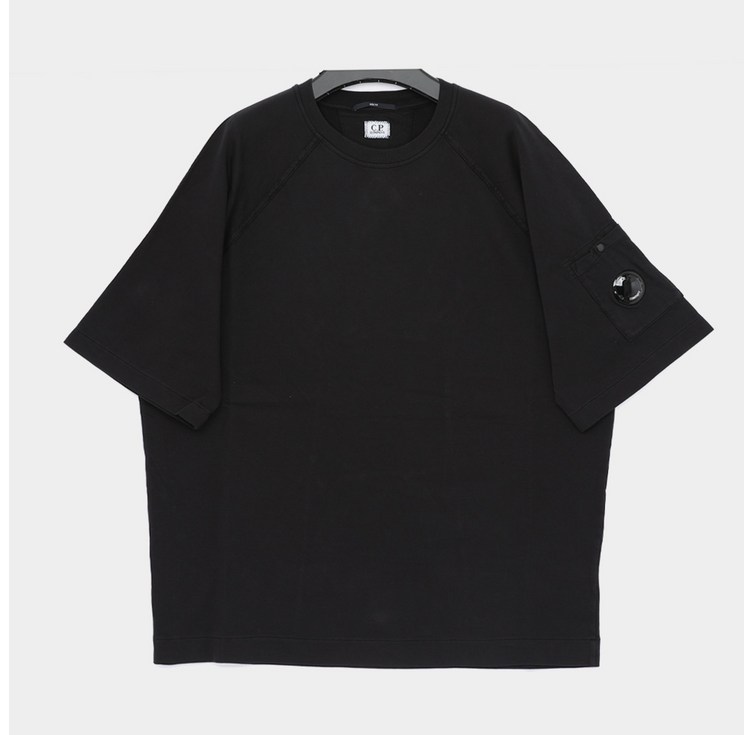 CP컴퍼니 26SS 렌즈와펜 라이트 플리스 스웨트셔츠 반팔 남성 티셔츠 20CMSS034A 002246G 999