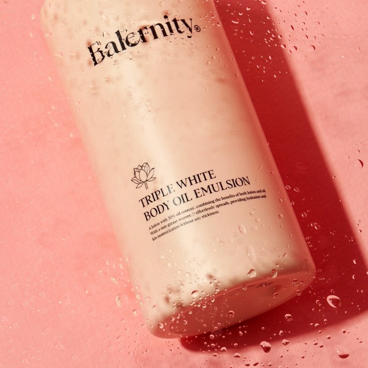 밸러니티 트리플 화이트 바디오일 바디로션 에멀젼, 1개, 300ml